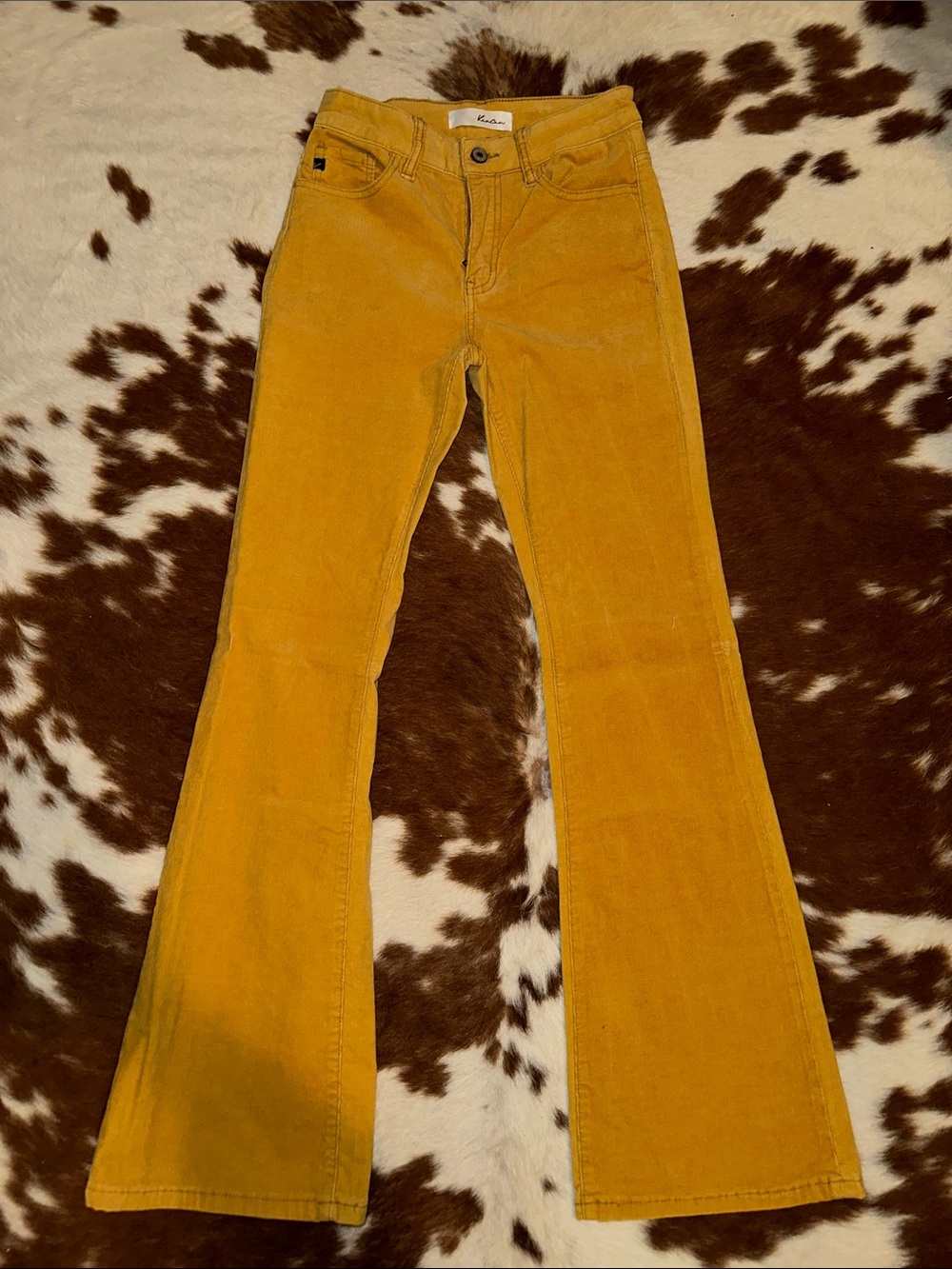 NWOT KanCan Yellow Velvet/corduroy flare jeans! Size 5/26!